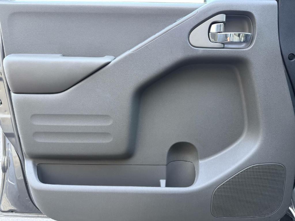 2019 Nissan Frontier Image 20