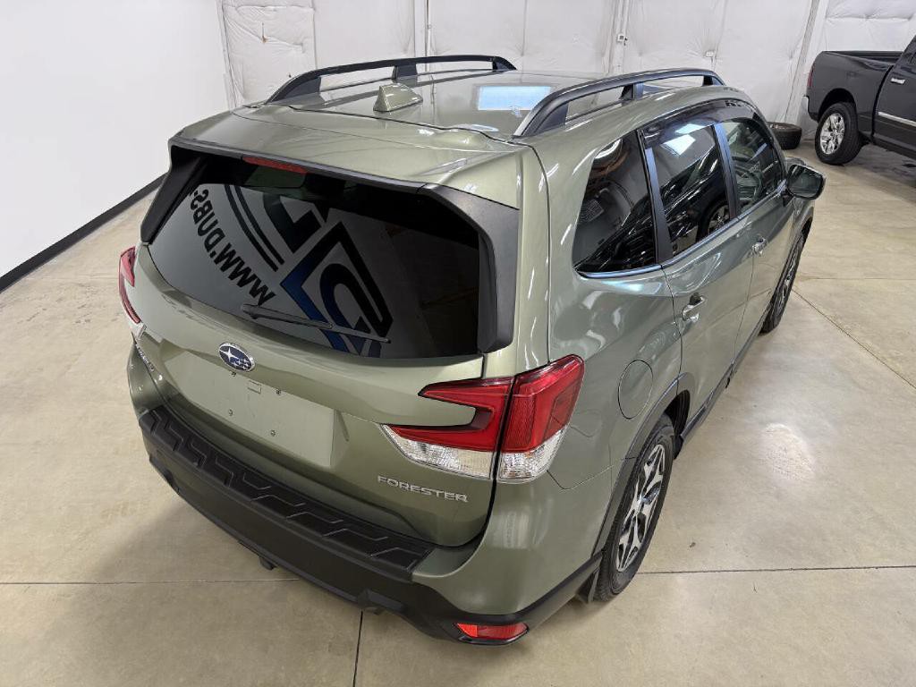 2020 Subaru Forester Image 15