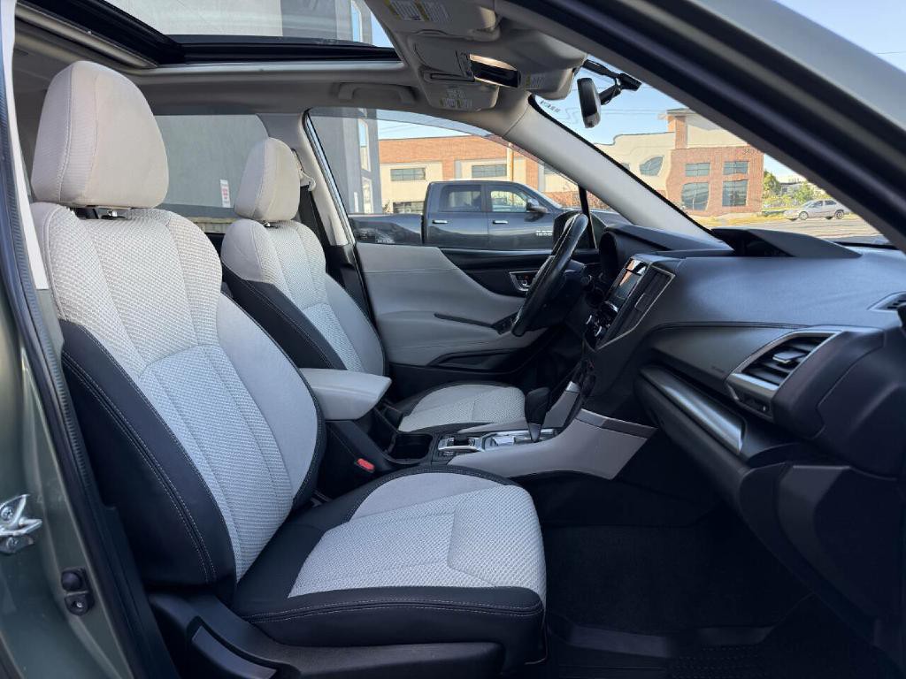 2020 Subaru Forester Image 20