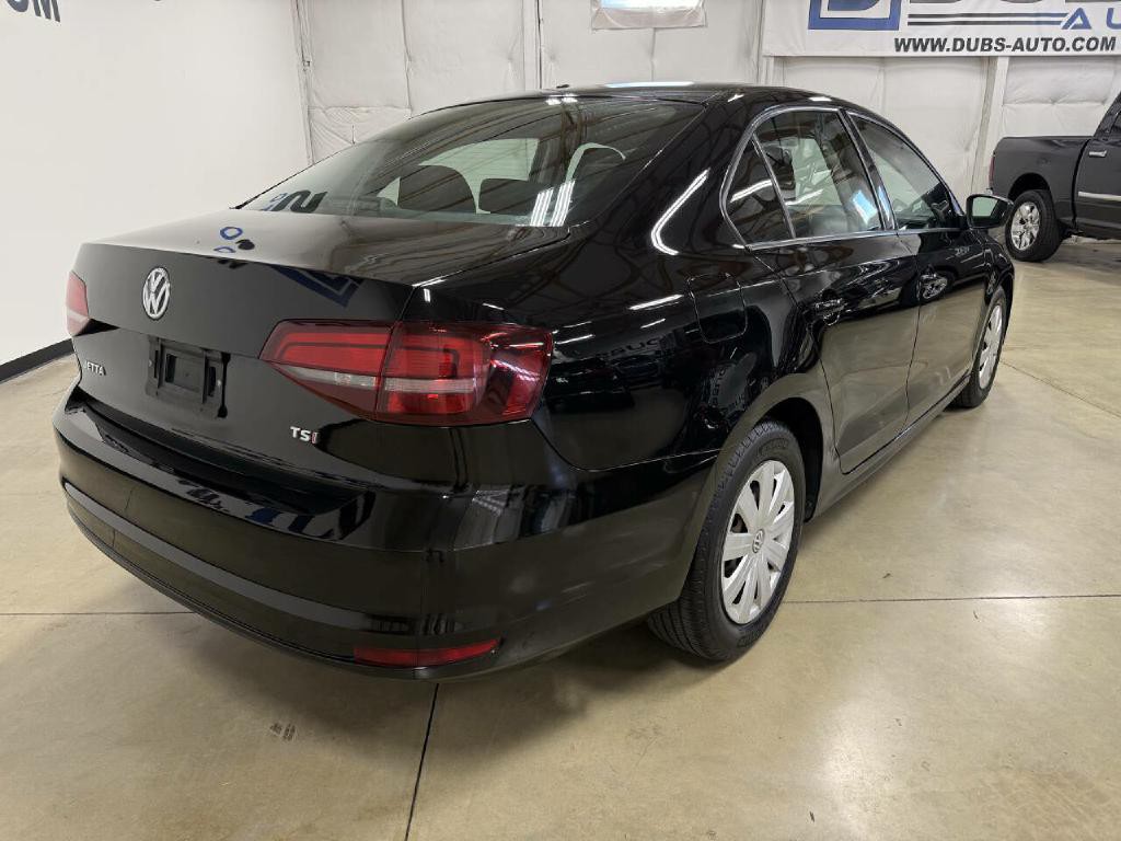 2016 Volkswagen Jetta Image 7