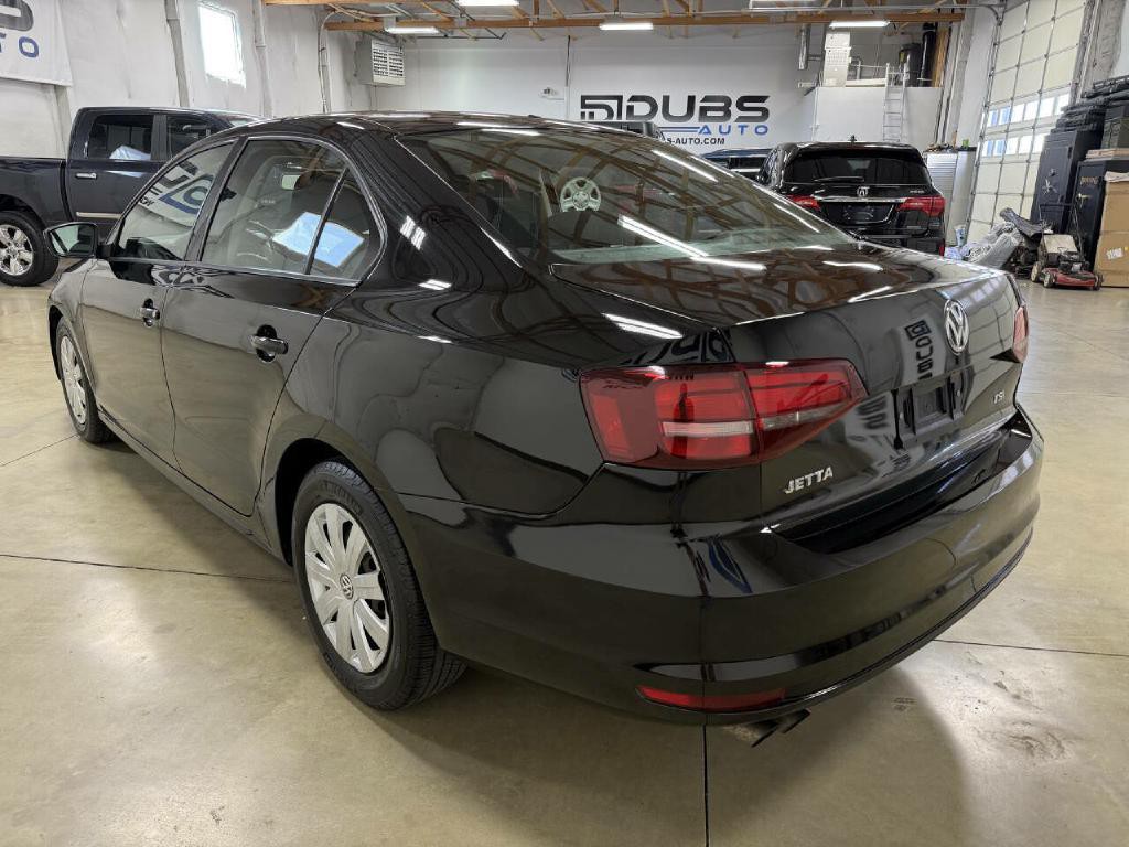 2016 Volkswagen Jetta Image 9