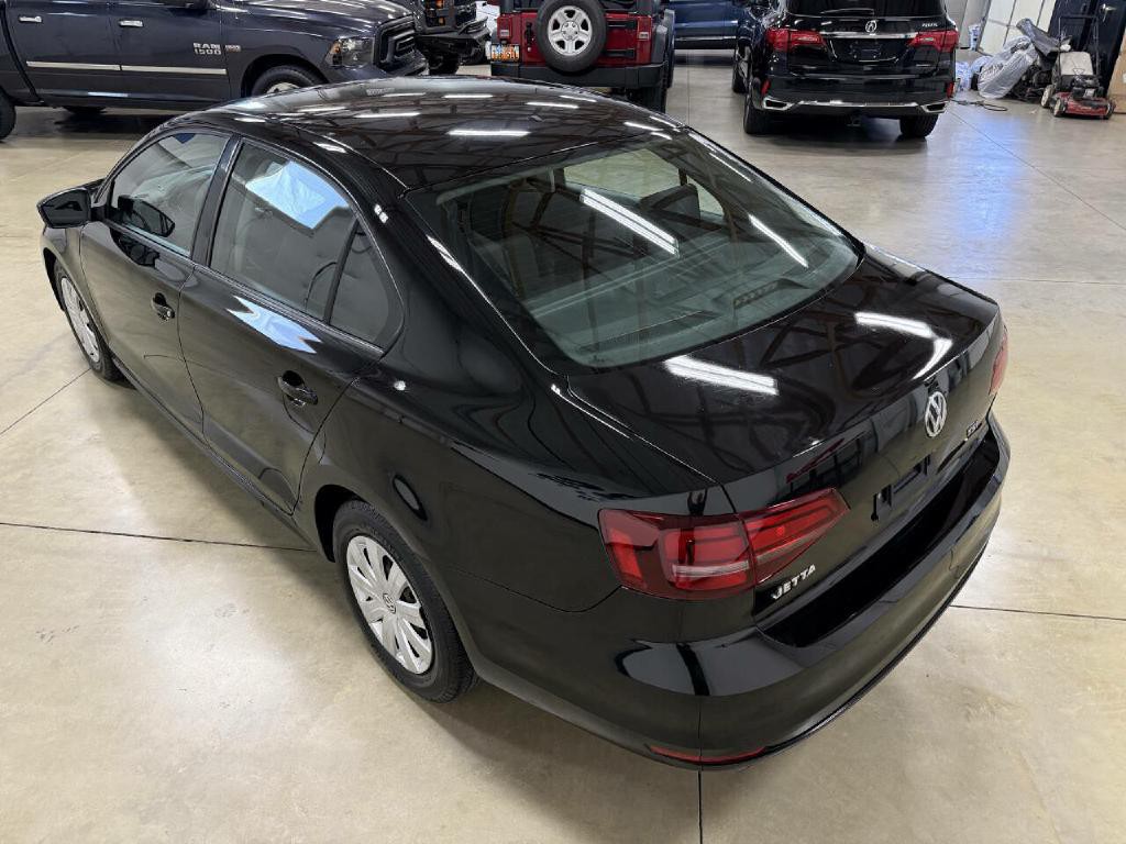 2016 Volkswagen Jetta Image 15