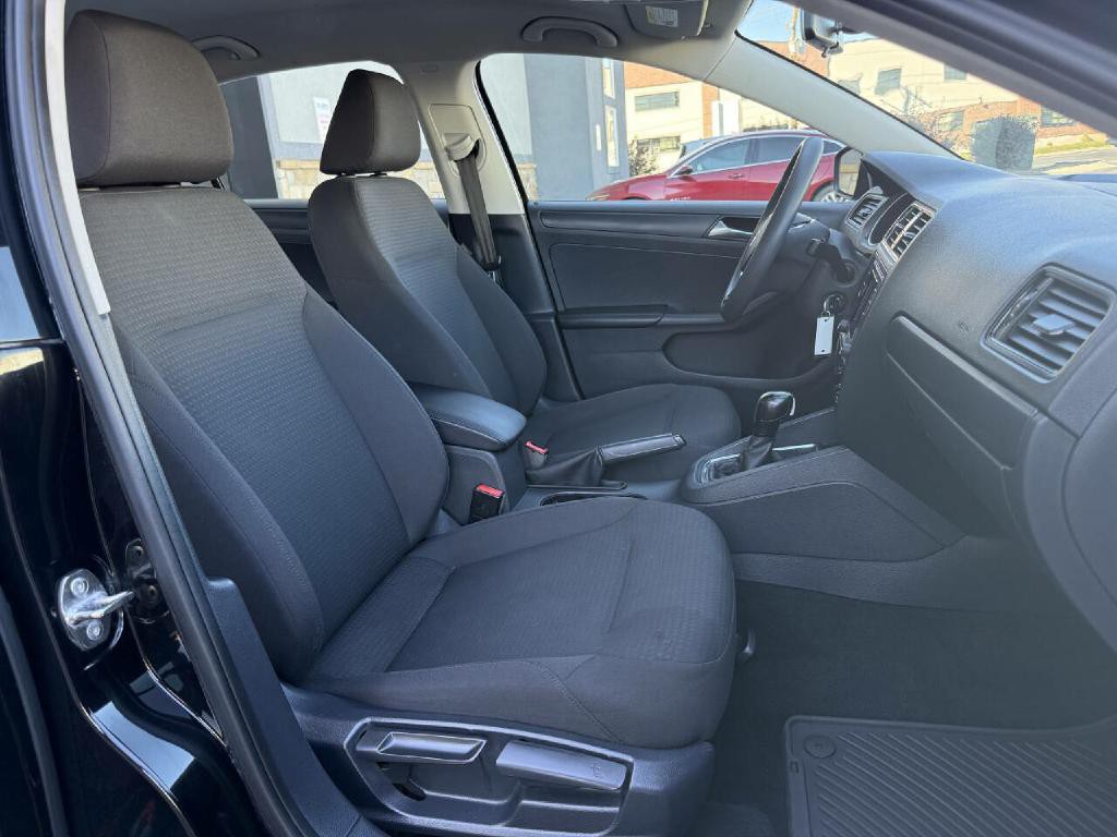 2016 Volkswagen Jetta Image 18
