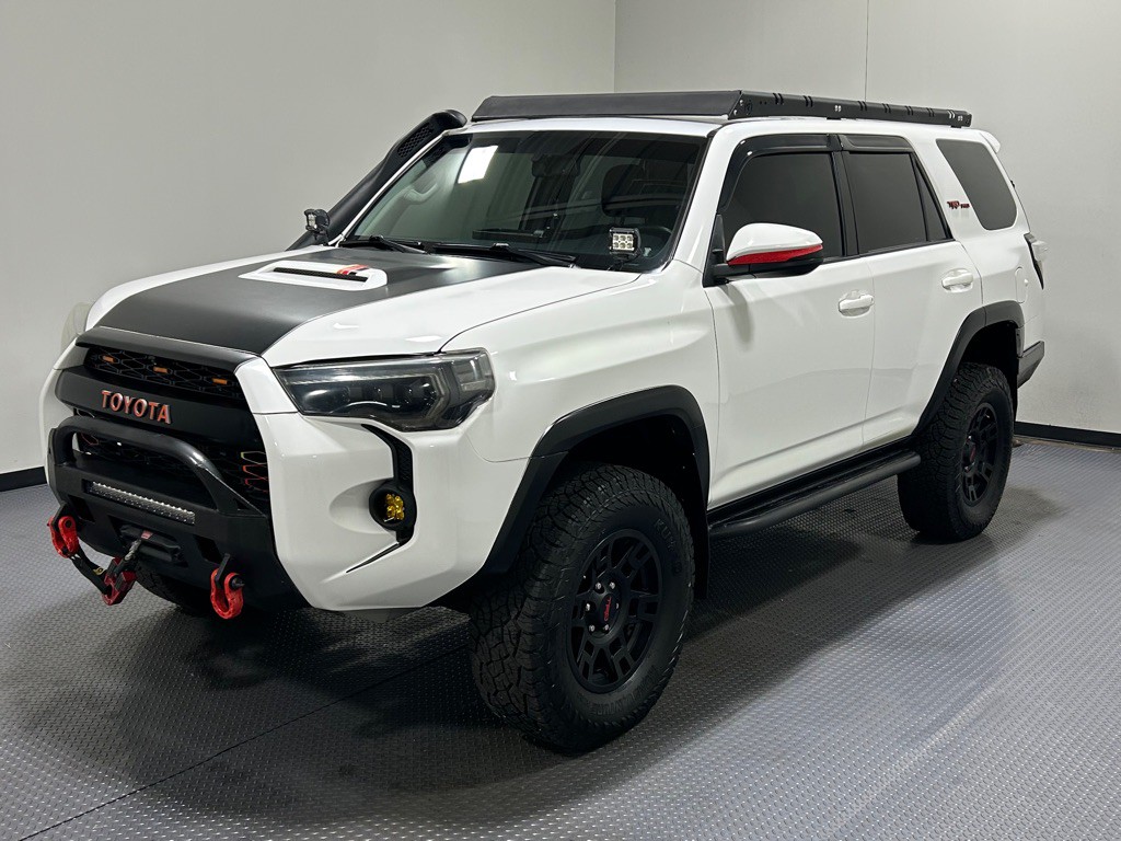 2016 Toyota 4Runner Image 1