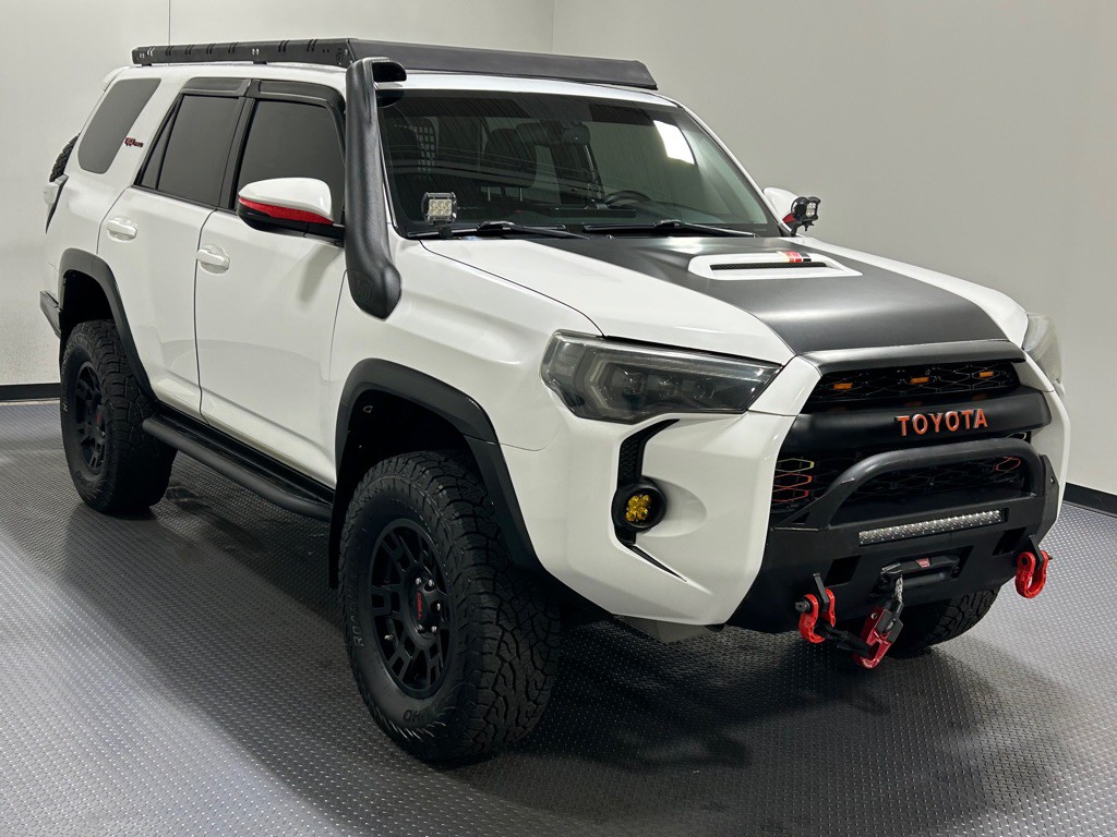 2016 Toyota 4Runner Image 4