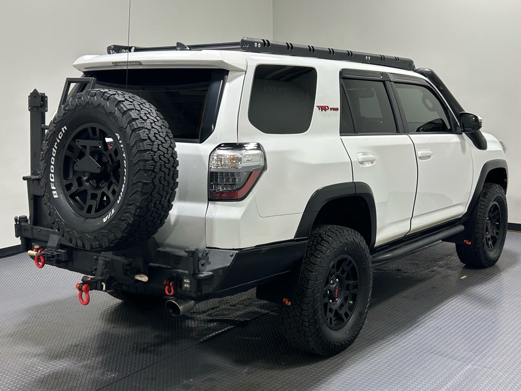 2016 Toyota 4Runner Image 5