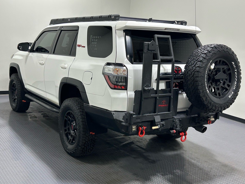 2016 Toyota 4Runner Image 7