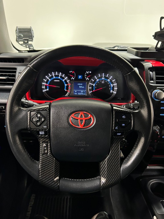 2016 Toyota 4Runner Image 16