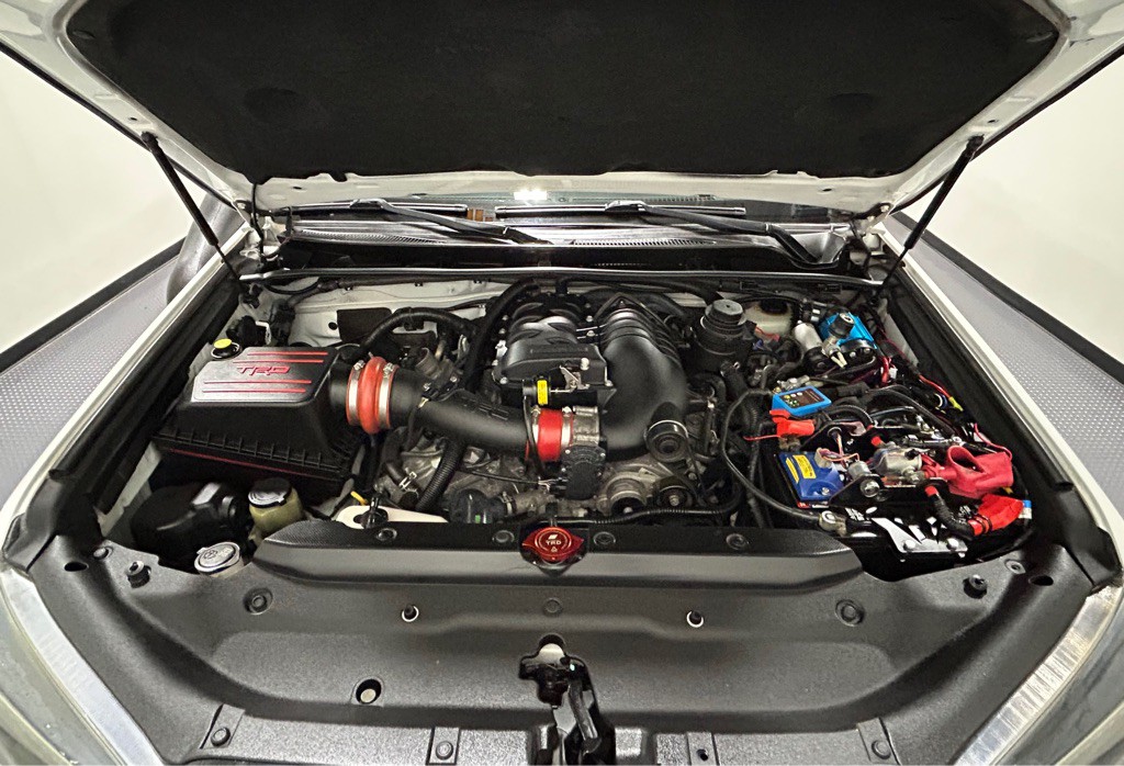 2016 Toyota 4Runner Image 17