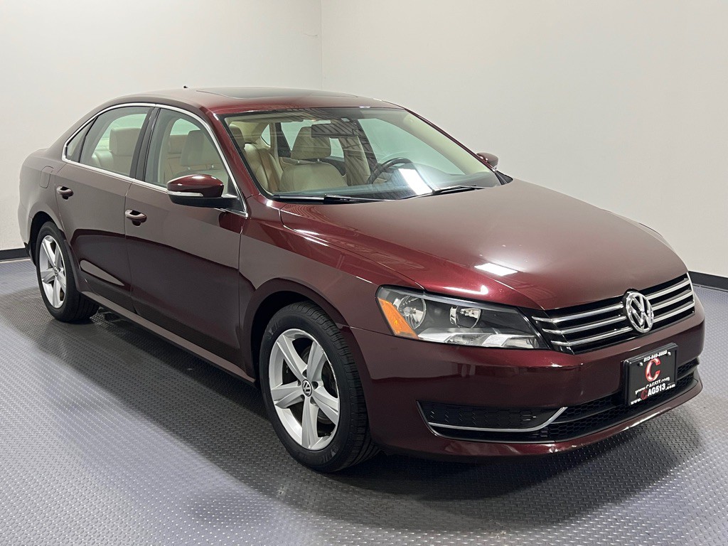 2013 Volkswagen Passat Image 4