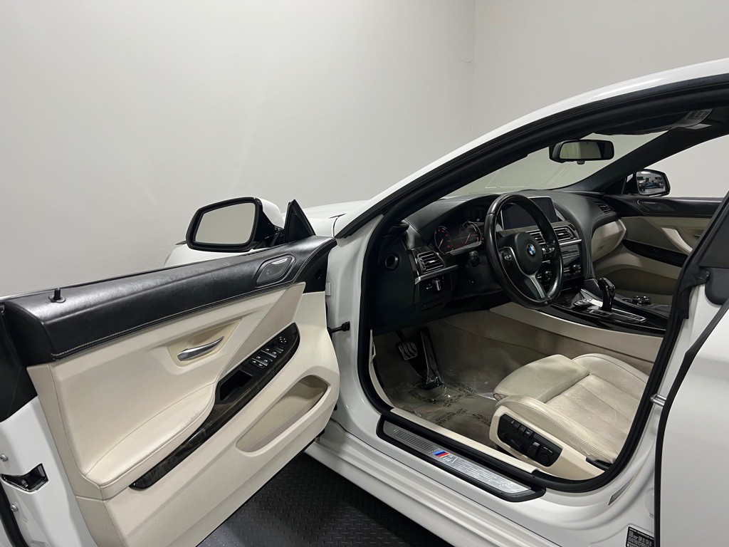 2016 BMW 6 Series Image 9
