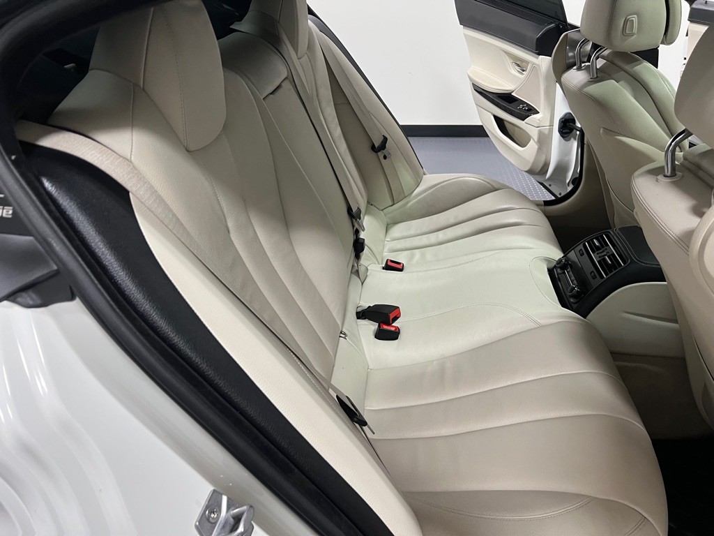2016 BMW 6 Series Image 16