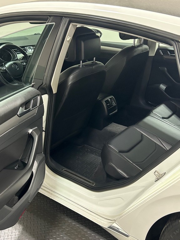 2019 Volkswagen Arteon Image 10