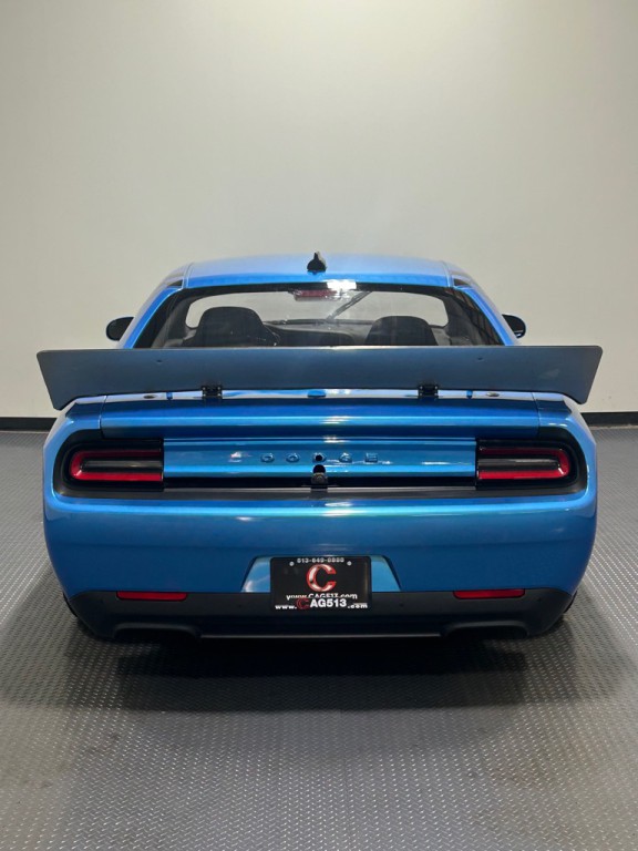 2016 Dodge Challenger Image 6