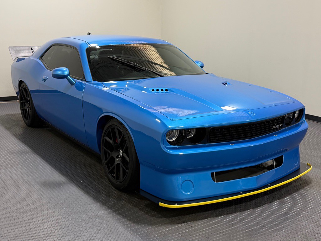 2016 Dodge Challenger Image 4