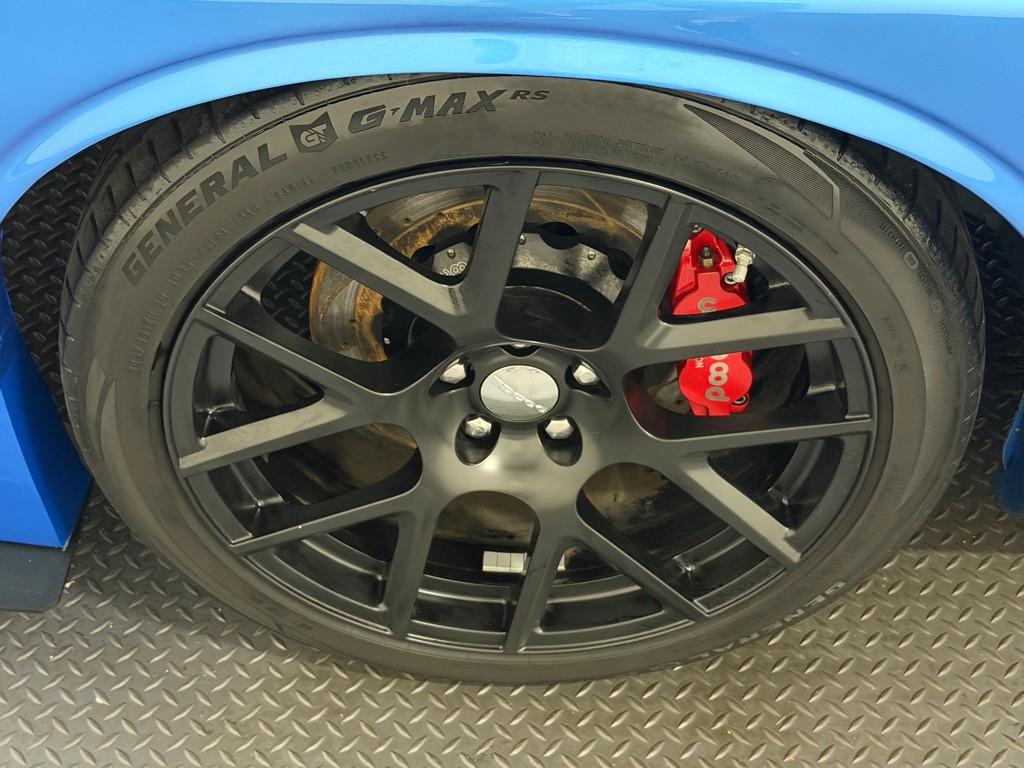 2016 Dodge Challenger Image 19