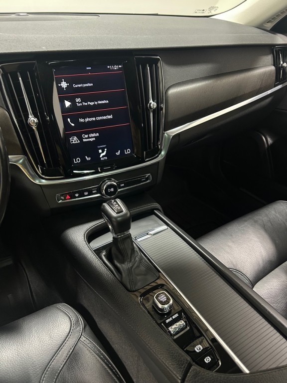 2018 Volvo V90 CROSS COUNTRY Image 15