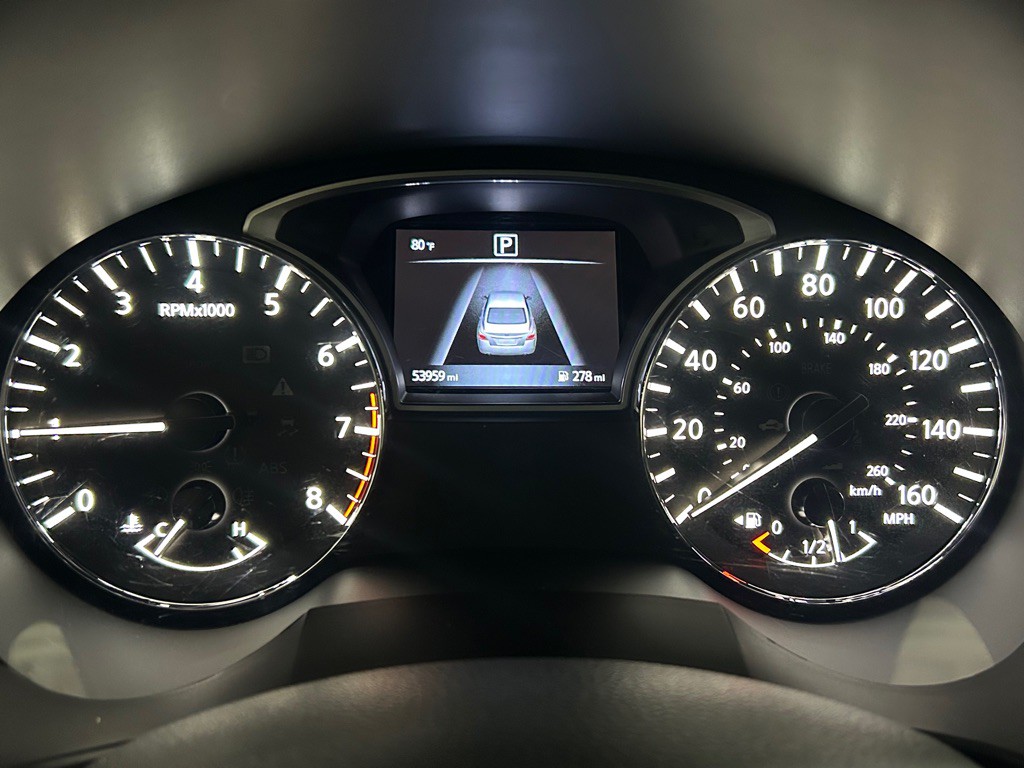 2016 Nissan Altima Image 15