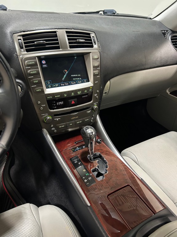 2007 Lexus IS Image 15