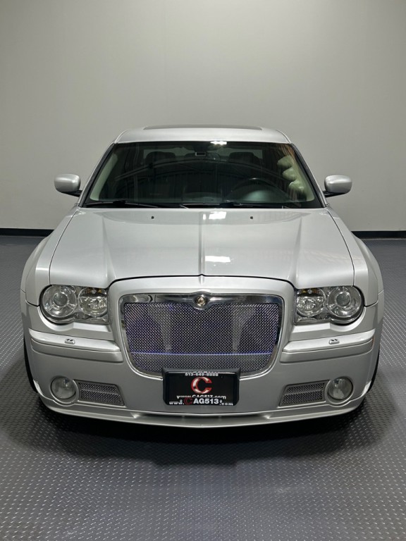 2006 Chrysler 300 Image 3