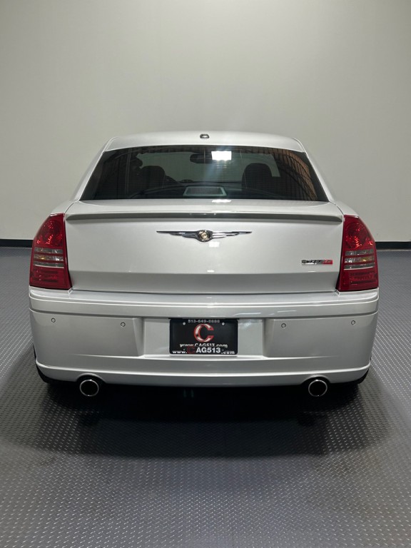 2006 Chrysler 300 Image 6