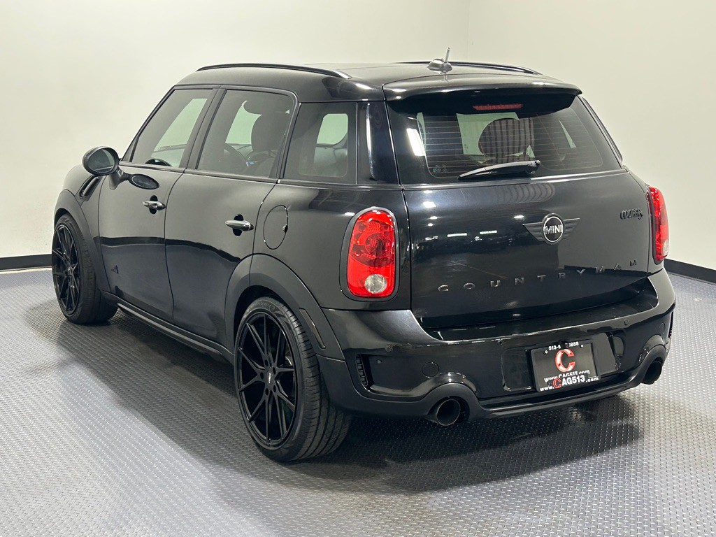 2015 MINI Cooper Image 7