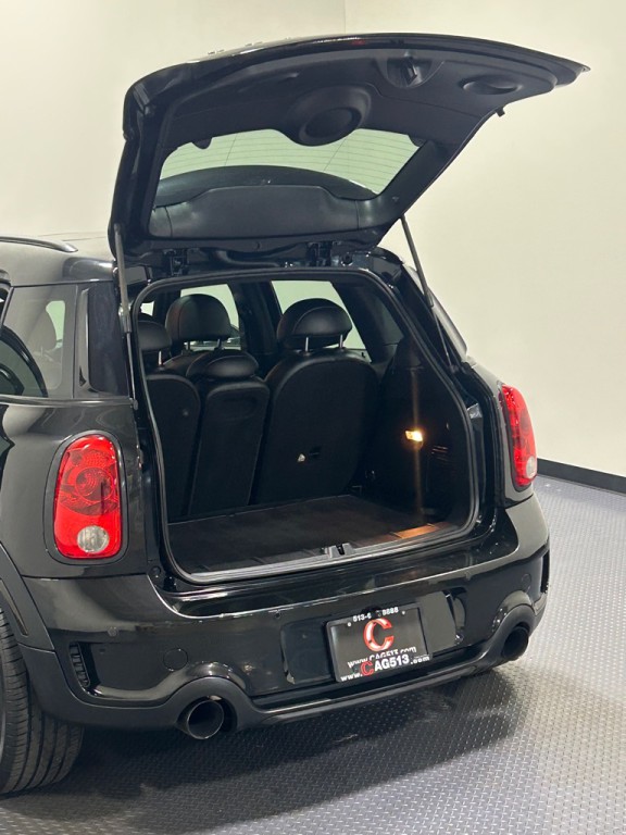 2015 MINI Cooper Image 13