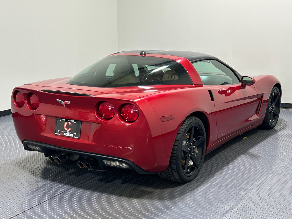 2005 Chevrolet Corvette Image 5