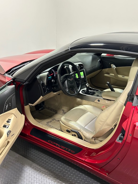 2005 Chevrolet Corvette Image 8