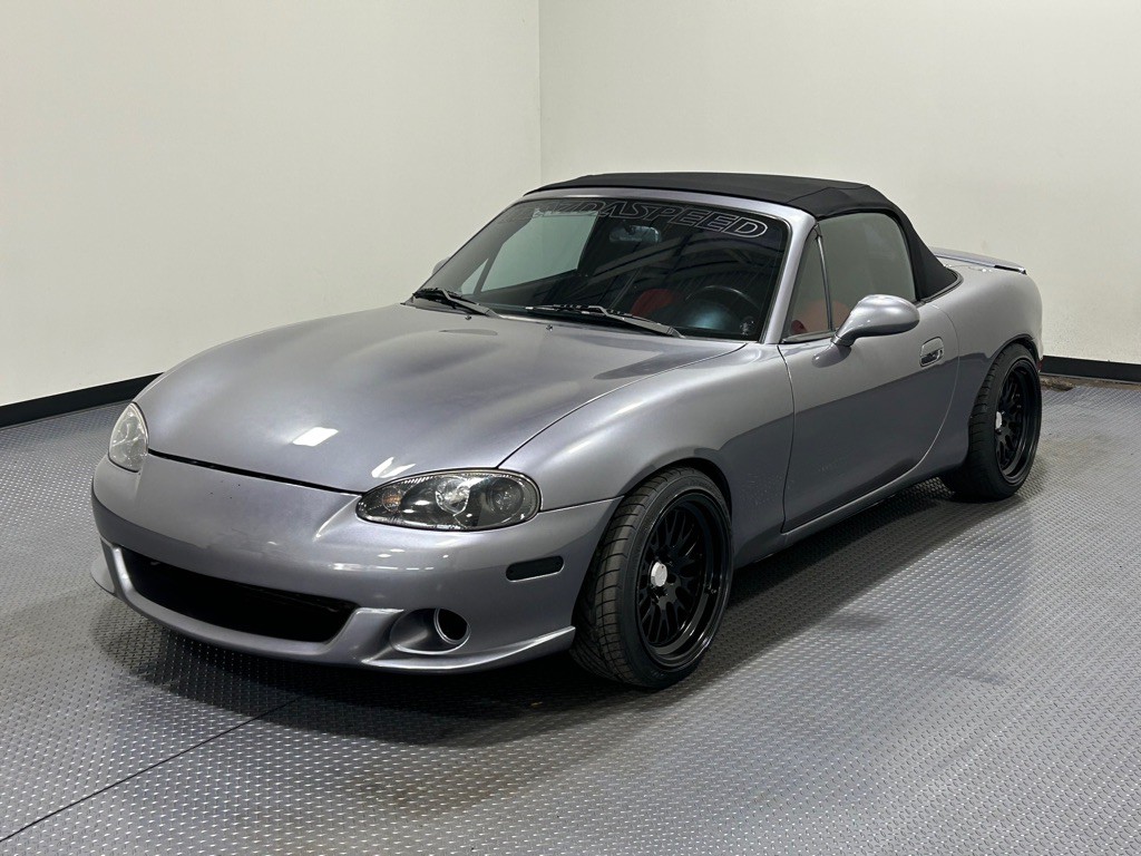 2004 Mazda MX-5 Miata Image 1