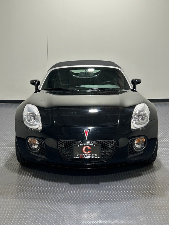 2008 Pontiac Solstice Image 3