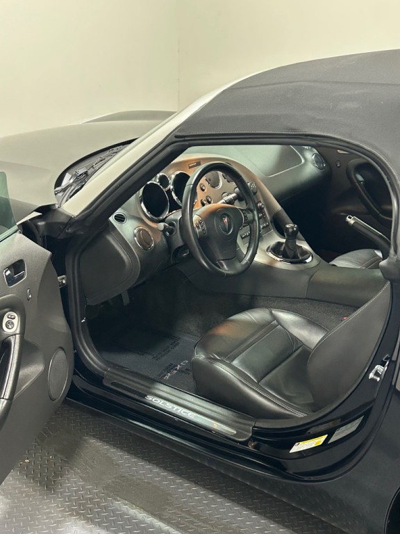 2008 Pontiac Solstice Image 8