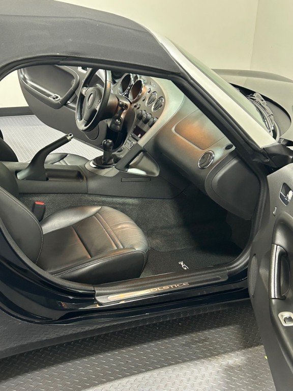 2008 Pontiac Solstice Image 9
