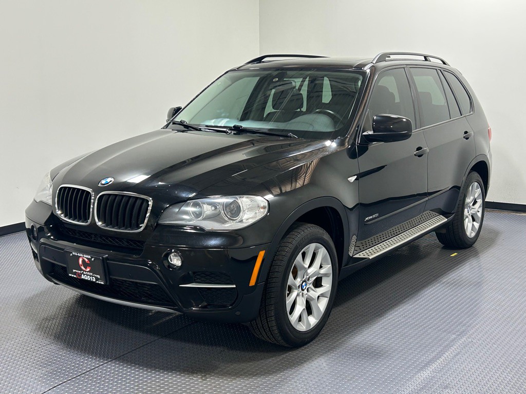 2012 BMW X5 Image 1