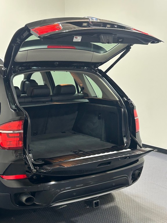 2012 BMW X5 Image 13