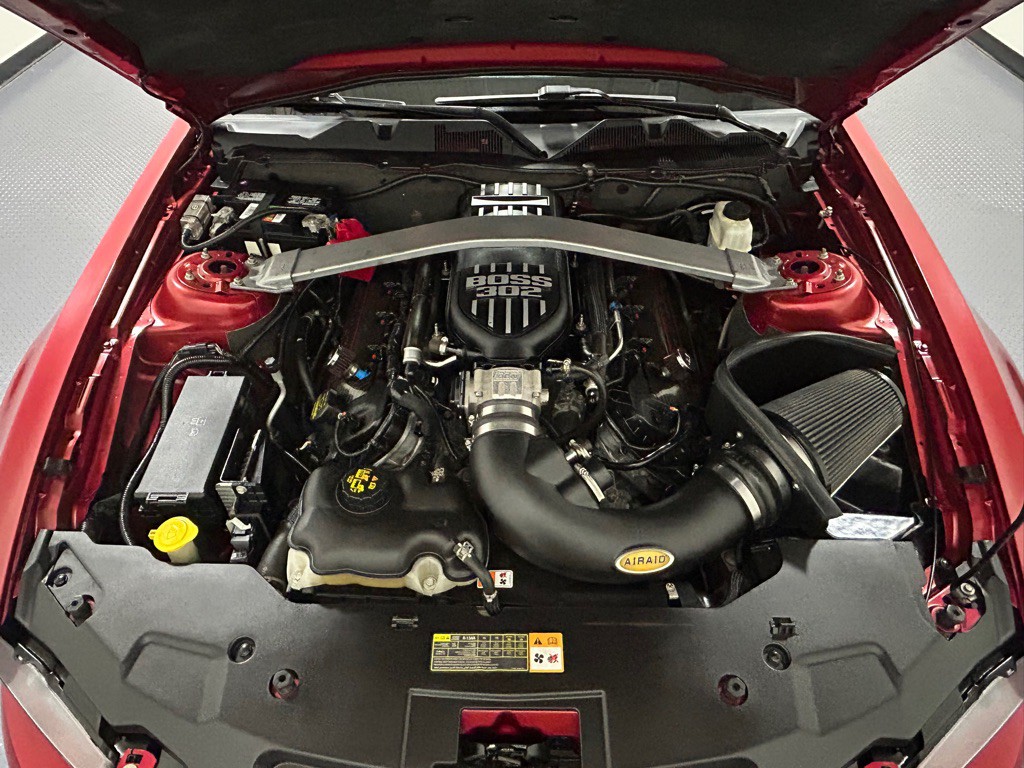 2012 Ford Mustang Image 16