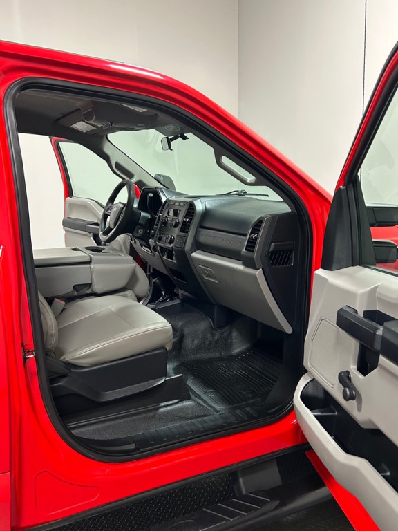 2017 Ford F-250 Image 9