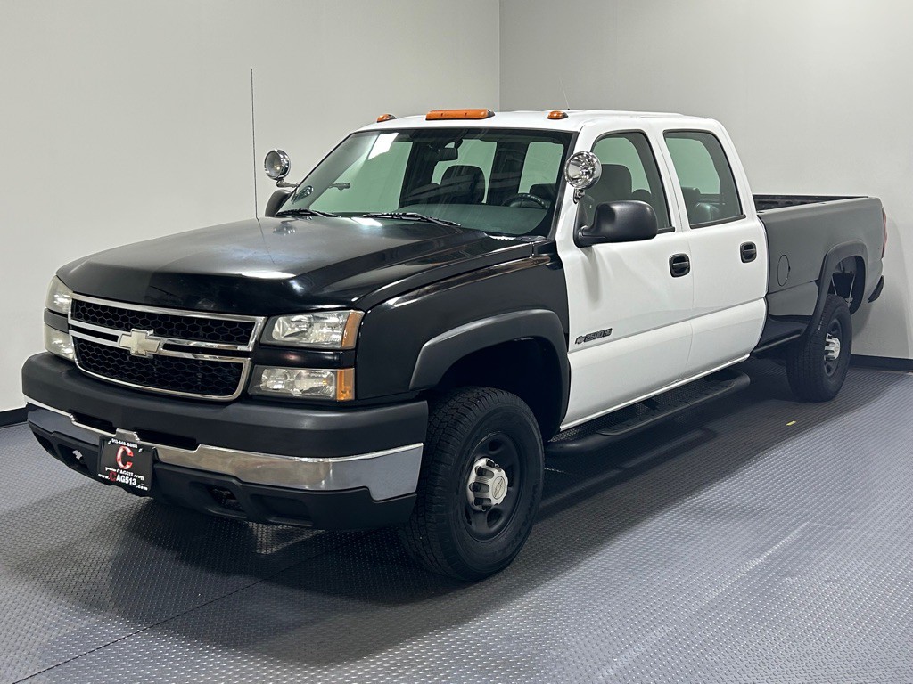 2007 Chevrolet Silverado 1500 Image 1