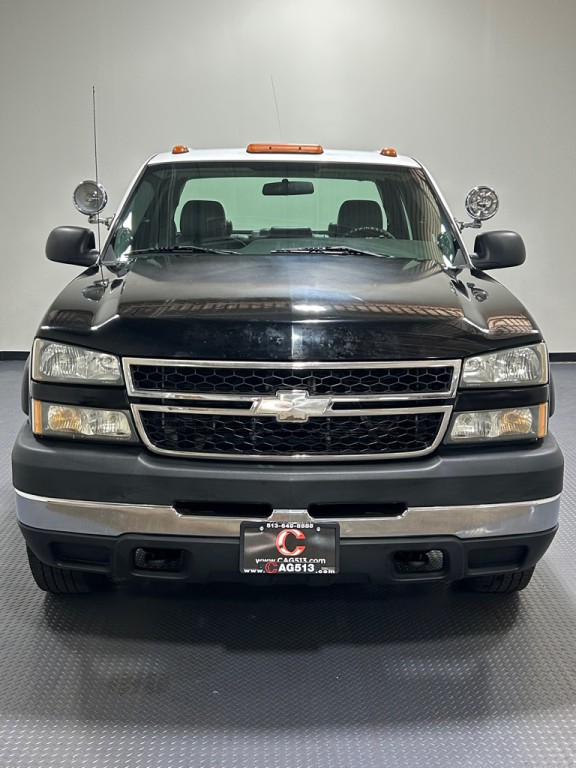 2007 Chevrolet Silverado 1500 Image 3
