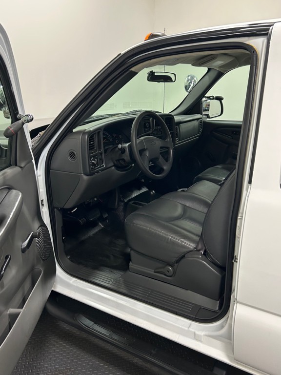2007 Chevrolet Silverado 1500 Image 8
