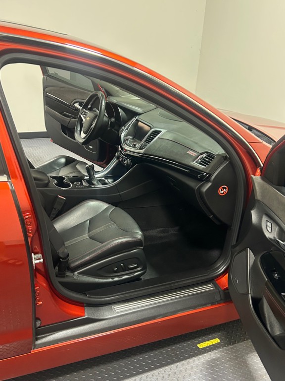 2015 Chevrolet SS Image 11