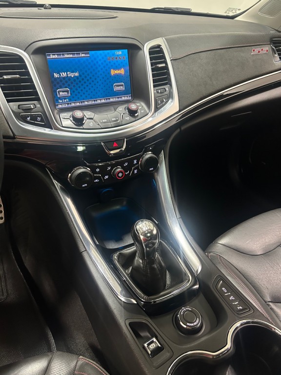 2015 Chevrolet SS Image 13