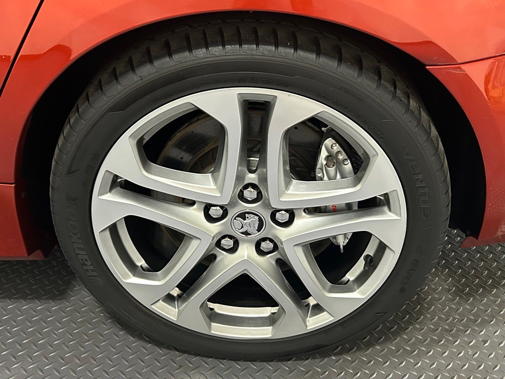 2015 Chevrolet SS Image 20