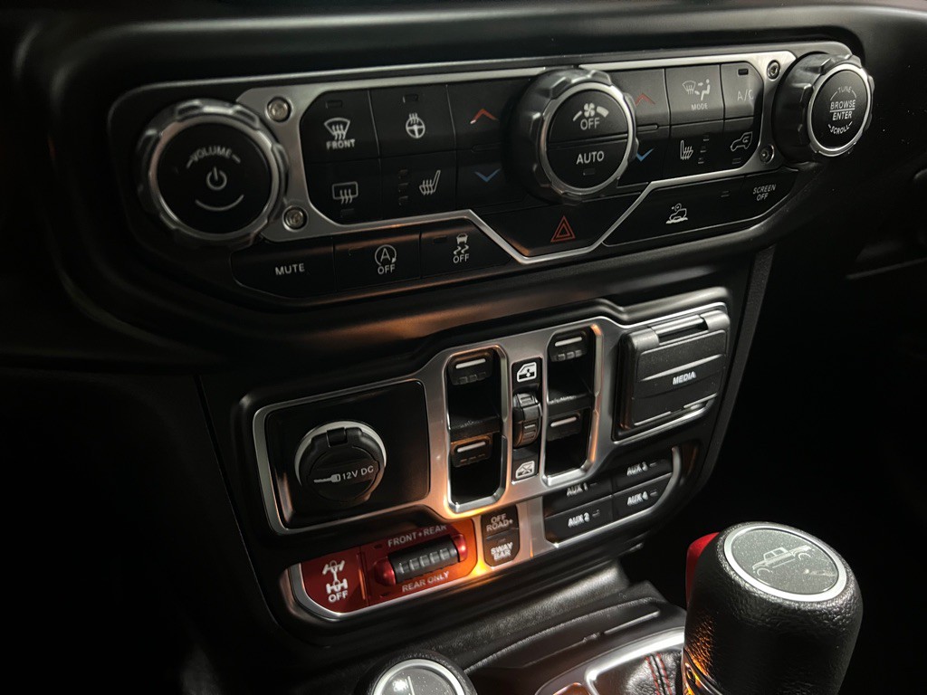 2022 Jeep Gladiator Image 13