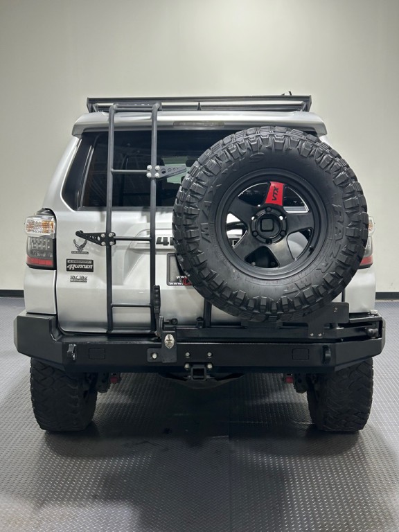 2015 Toyota 4Runner Image 6