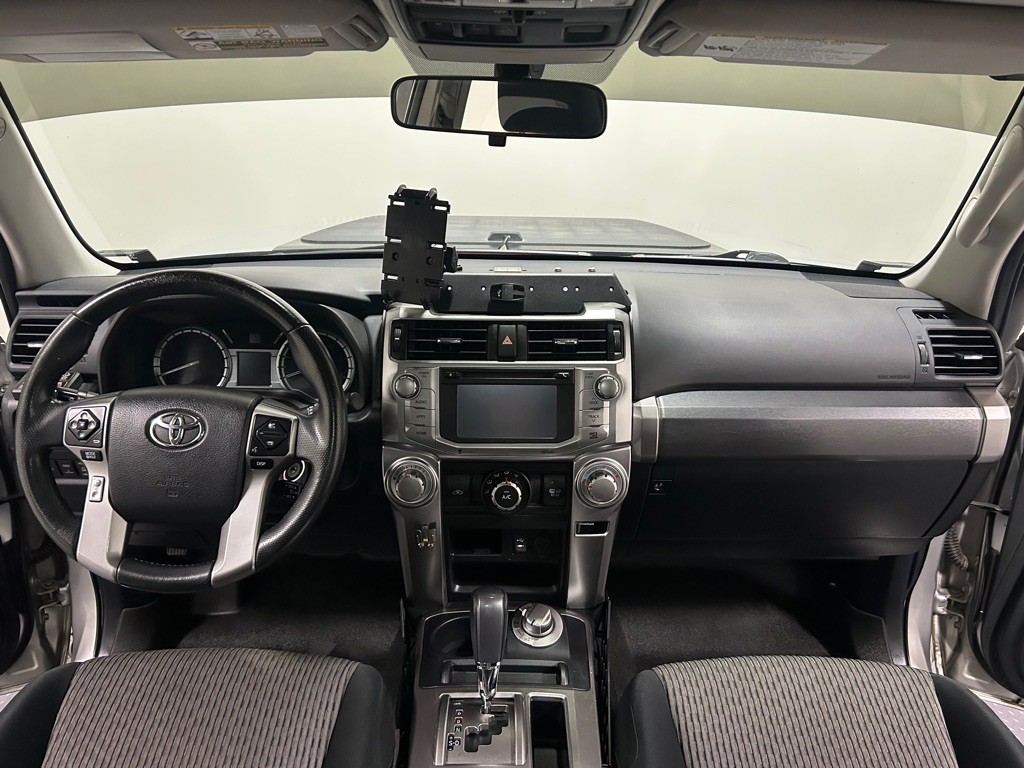 2015 Toyota 4Runner Image 12
