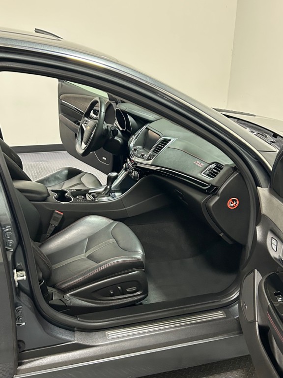 2017 Chevrolet SS Image 11