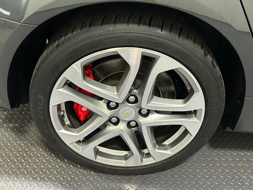 2017 Chevrolet SS Image 18