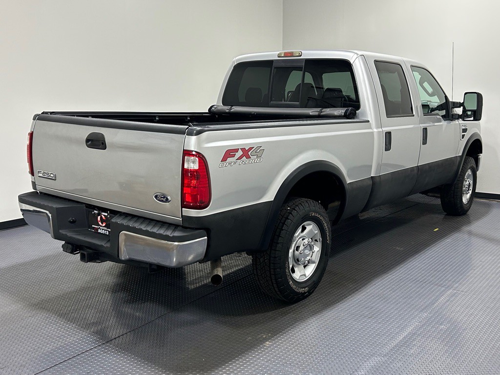 2010 Ford F-250 Image 5