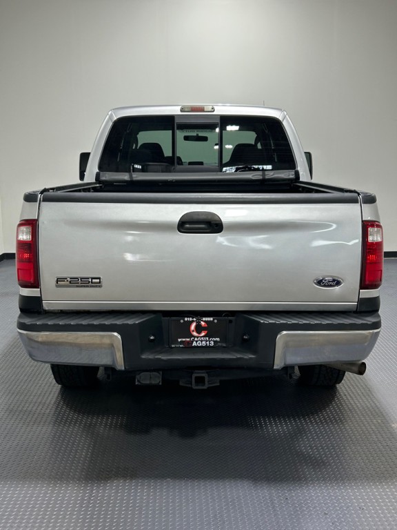 2010 Ford F-250 Image 6